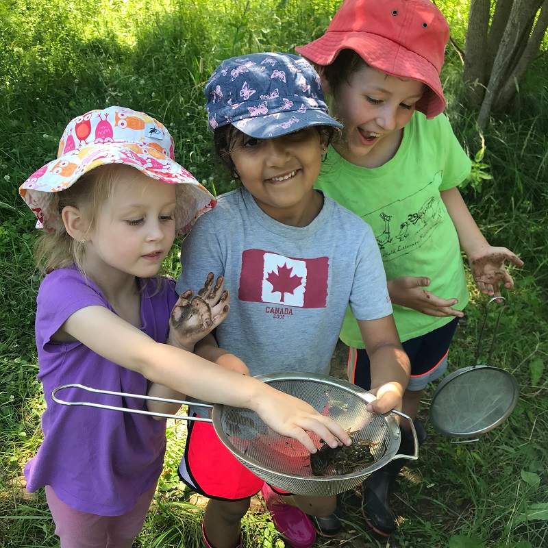 children at Claremont Nature Centre summer camp
