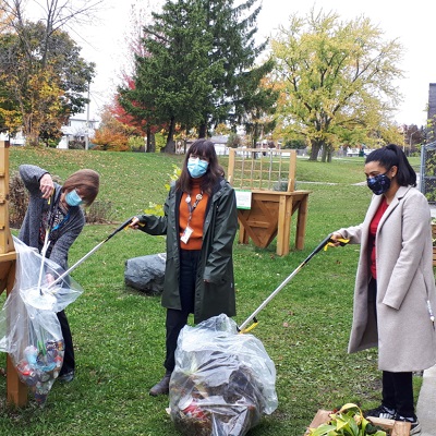 People Power Challenge participants conduct trash pickup