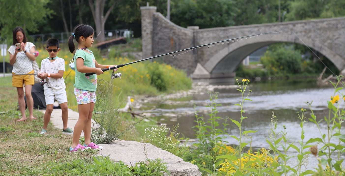 youngsters learn to fish at TRCA Celebrate the Humber event